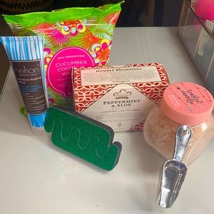 ~Mini At-Home Spa Bundle~ (5 items all unopened/unused)